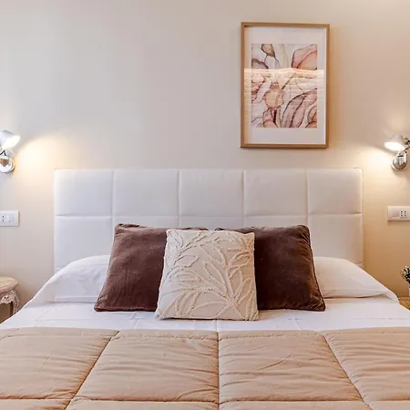 Affitti Brevi - Spazioso Di Lusso, Con 4 E 4 Bagni In Centro Апартаменти *