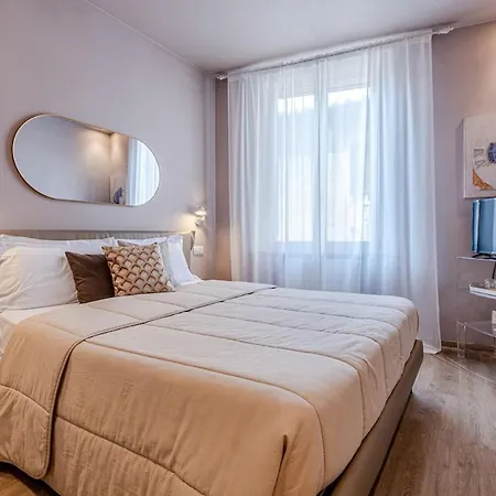 Апартаменти Affitti Brevi - Spazioso Di Lusso, Con 4 E 4 Bagni In Centro *