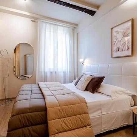 Affitti Brevi - Spazioso Di Lusso, Con 4 E 4 Bagni In Centro Апартаменти