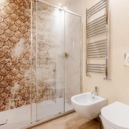 Affitti Brevi - Spazioso Di Lusso, Con 4 E 4 Bagni In Centro Сієна