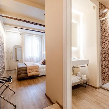 Affitti Brevi - Spazioso Di Lusso, Con 4 E 4 Bagni In Centro *