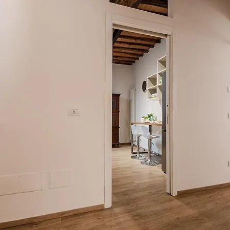 Affitti Brevi - Spazioso Di Lusso, Con 4 E 4 Bagni In Centro *